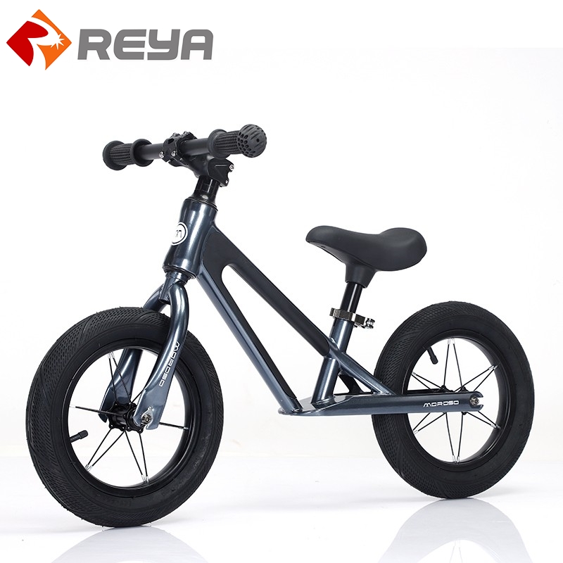 Children 's Balancing car 1 - 6 years old children' s scooter pedal - Less sliding Bicycle Men 's and women' s Balancing car