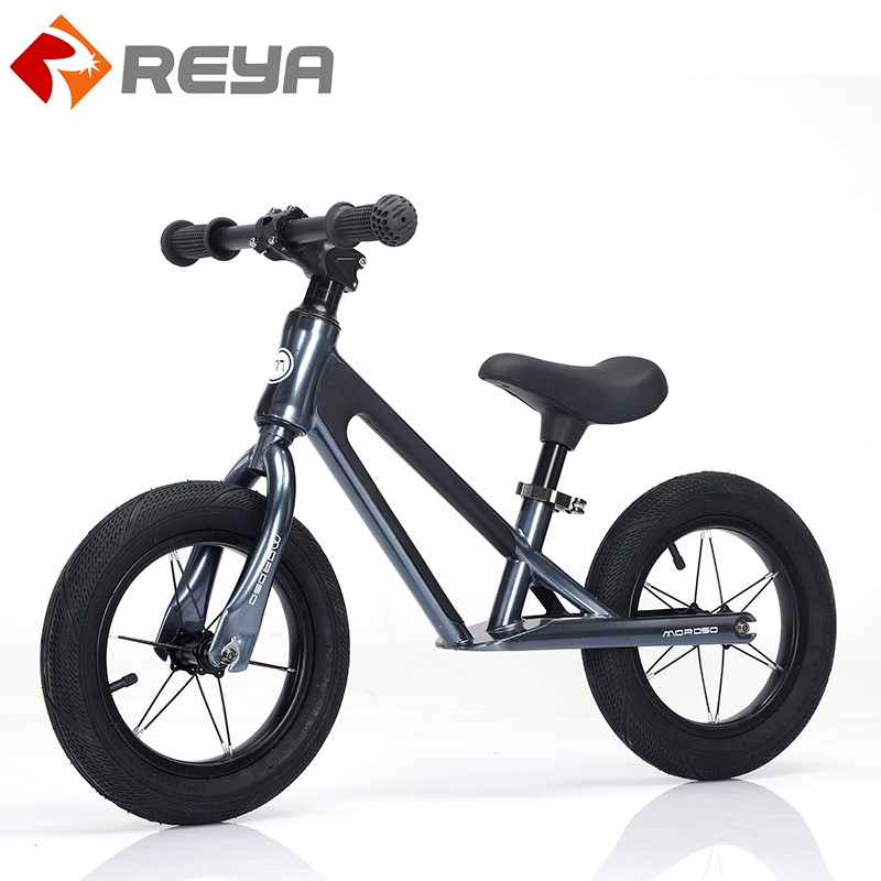 Детская балеринговая машина 1 - 6 Years Old Children 's Scooter Pedal - less Sliding Bicycle Men' s and Women 's Balancing Car