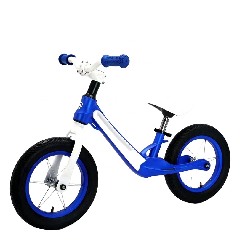 New Balancing Bicycle Stroller TOY CAR / baby Walker / voiture de Balancing pour enfants