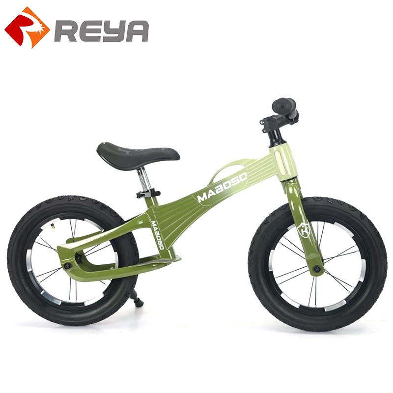 Скачать Pedalless Scooter Bicycle Scooter Children 's Balance Car