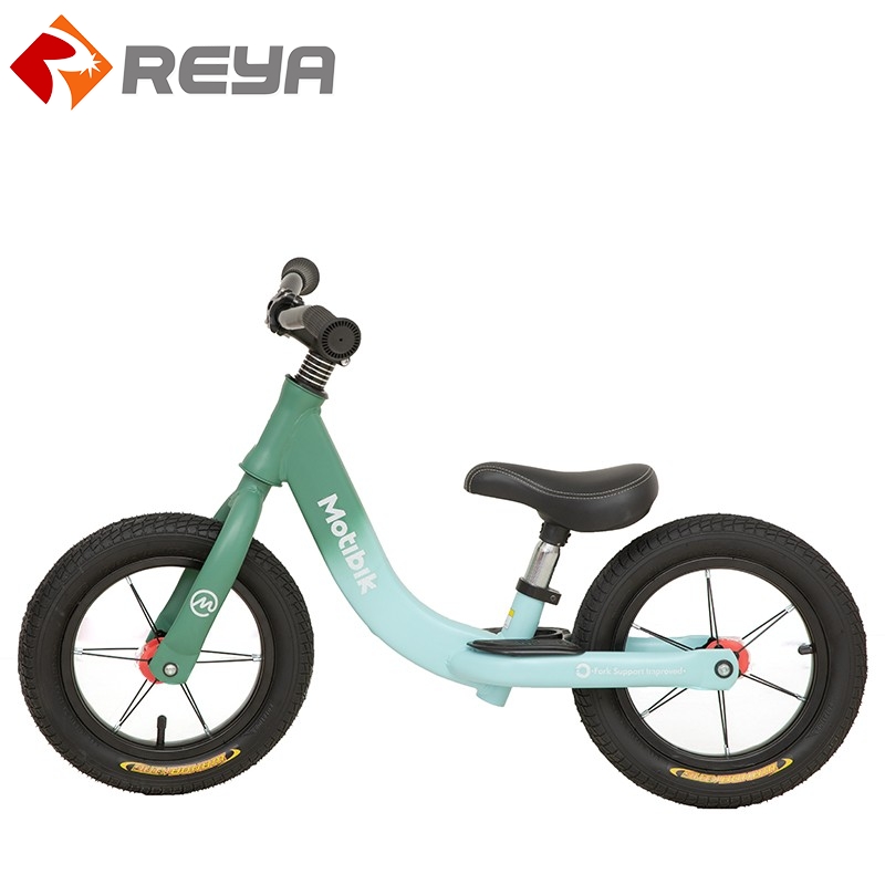 PH020 Boys and girls children balance bike pedal less sliding bike riding balance exercise