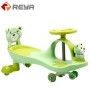 Enfants Cartoon torsion voiture Silent roue universelle Swing yo slide voiture bébé torsion voiture