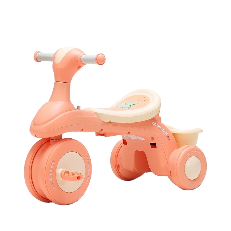 Kunststoff Kinder Dreirad Cartoon Kopf Design für Kinder Fahrt auf Spielzeug Dreirad