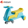 2023 haute qualité New Children's Twist car 4 roues avec musique swing car Kids Toy Ride on car with many Colors